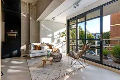 Tout Interior Interieurontwerp en styling, turn-key inrichten model- en expatwoningen.